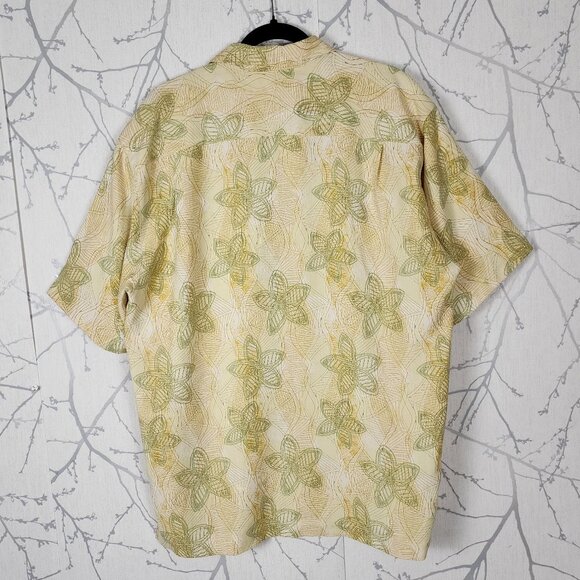 Tommy Bahama Yellow Floral Print 100% Silk Camp Shirt - Picture 3 of 5
